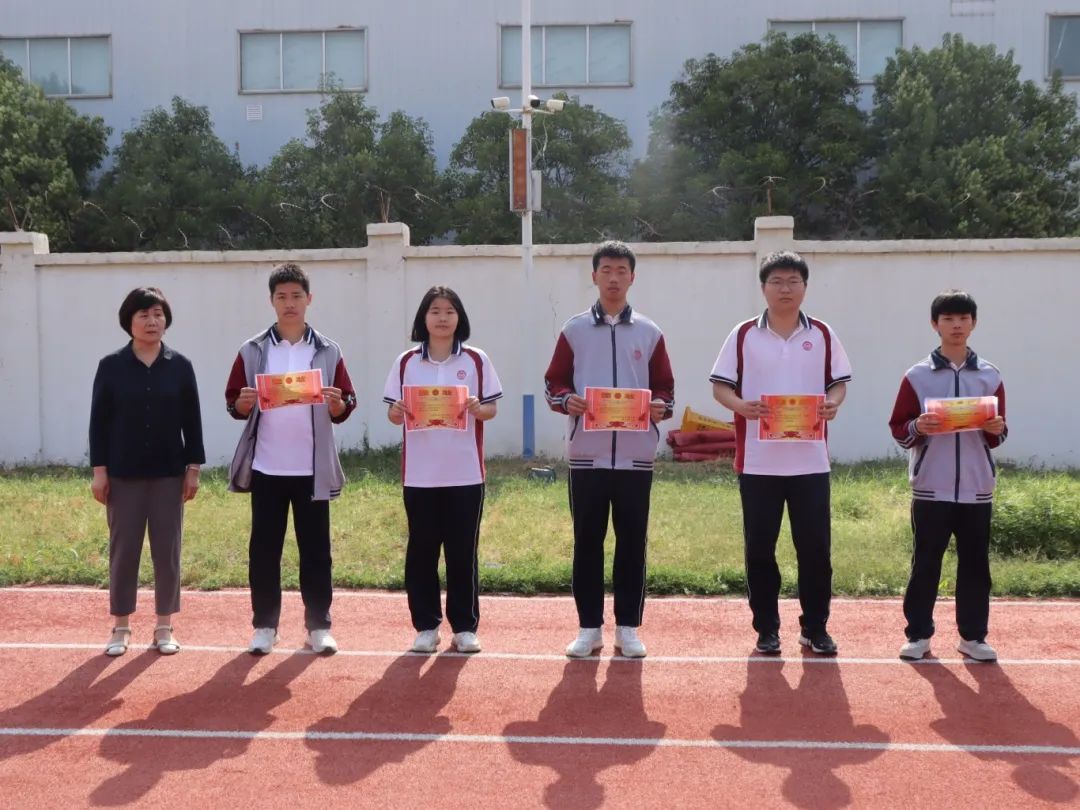 与榜样共前行 | 郑州华尔高级中学高一年级期中表彰